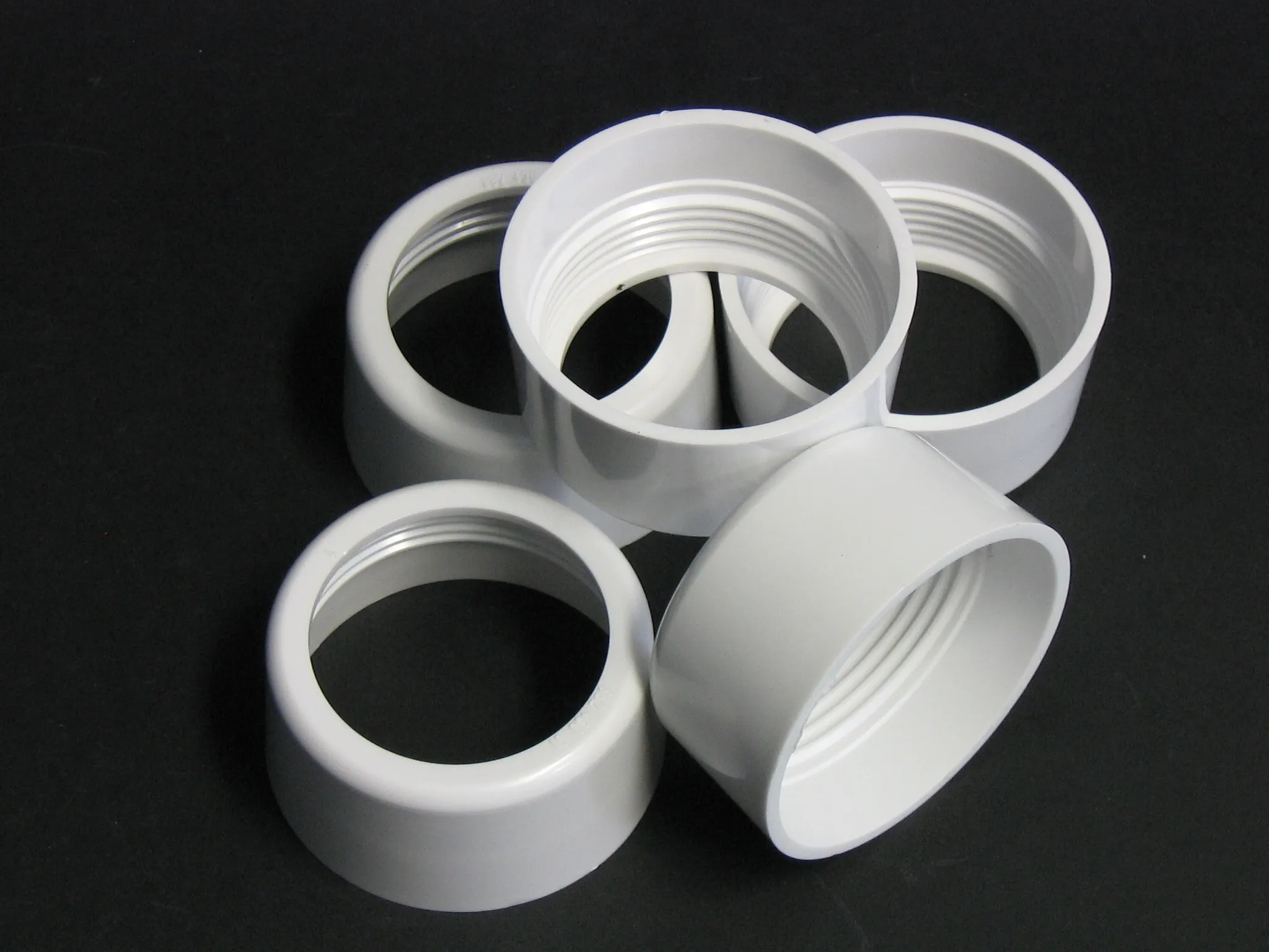 Bag of nuts for flush pipe white (5 pc.)