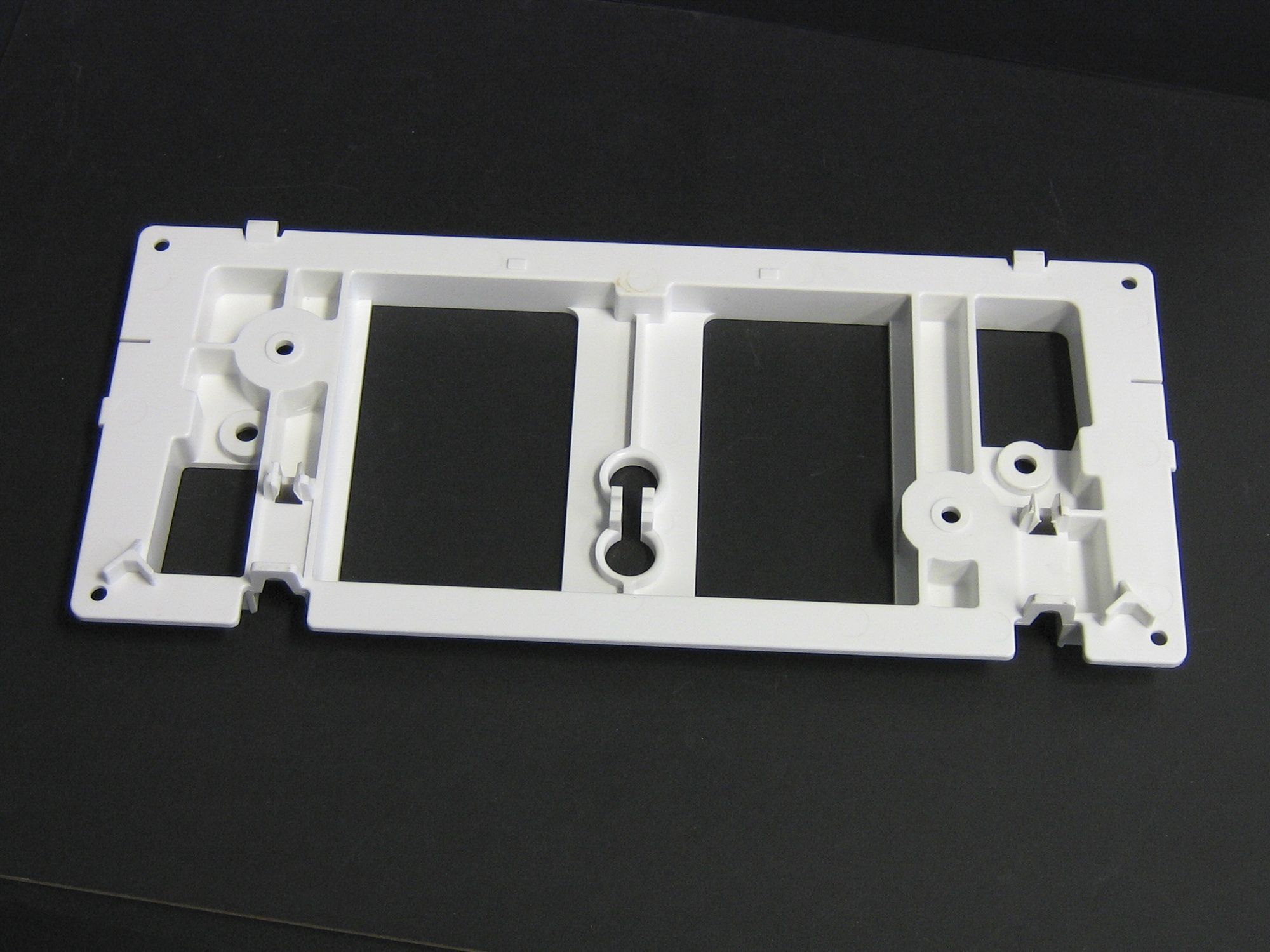Wall mounting frame for control panel WISA 2000/02
