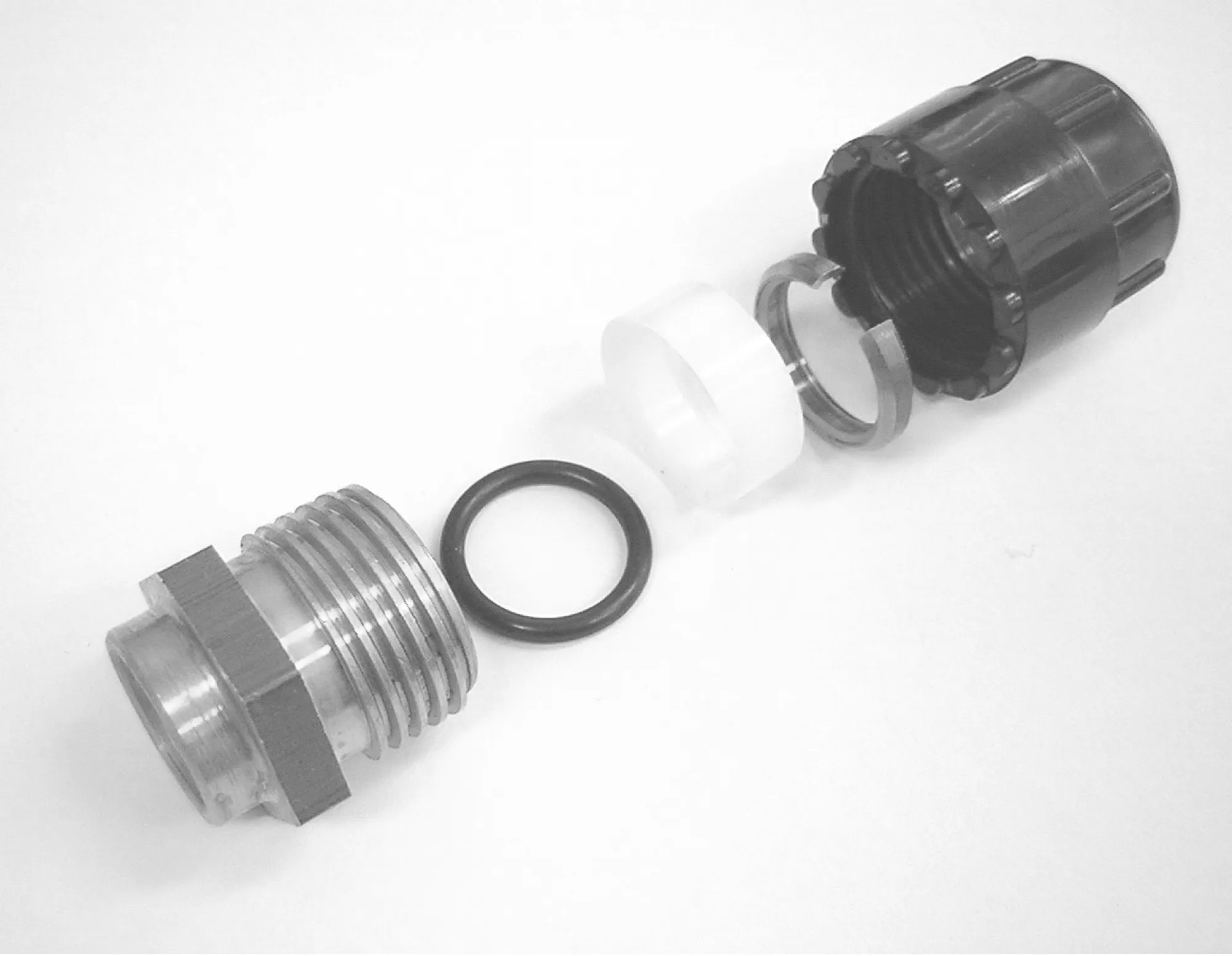 Overgangskoppeling met capulair soldeereind 16 x 15 mm, zwart